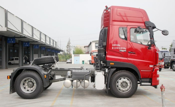Camion à benne basculante de remorque de tracteur de SINOTRUK STEYR 4X2 dans la couleur rouge pour la tonne 8-20