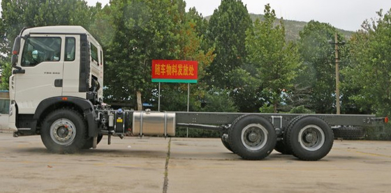 Longue durée commerciale lourde de camions de livraison du camion 6X4 de cargaison de ccc SINOTRUK HOWO A7