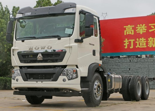 Axes 290HP HF7/HF9 40Ton avant lourds blancs de camion de cargaison de la couleur SINOTRUK HOWO 6X4