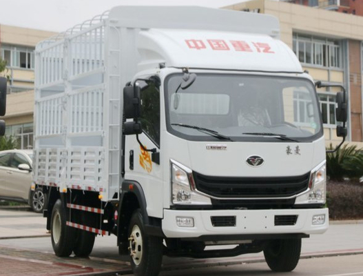 Camion 380hp de cargaison de SINOTRUK 4x4 capacité de 40 tonnes avec la haute cabine de la plate-forme HW76