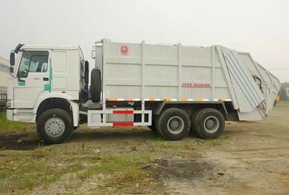 6x4 camion de compacteur de déchets de norme d'émission de l'euro II, camion à ordures compact 12m3