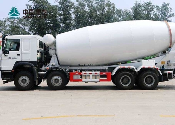 Le camion durable 8X4 10CBM 12CBM 12 du mélangeur 371HP concret de l'EURO 2 de SINOTRUK HOWO roule