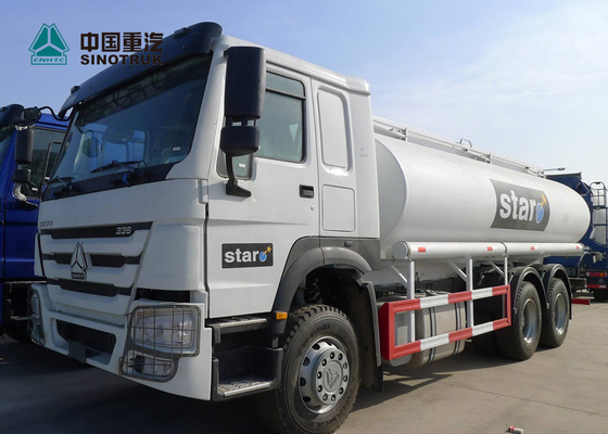 Camion de réservoir de carburant 336 de l'EURO 2 de HOWO, camion 25CBM de pétrolier 20 tonnes de charge utile