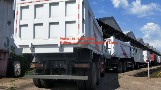 Howo7 Sinotruk Ghana 10 roule le camion à la benne basculante 6x4 pour 40T la charge Capcity 371hp