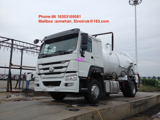 Le camion 10000L-15000L 4X2 6 d'aspiration d'eaux d'égout de SINOTRUK HOWO roule des camions d'eaux usées