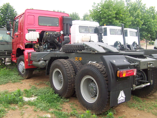 Tout le camion de moteur de tracteur d'entraînement de roue avec 371hp pour la capacité du remorquage 40-50T