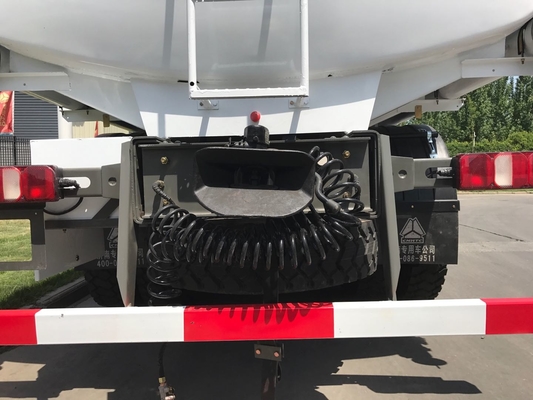 21000 litres de Sinotruk Howo A7 6x4 de camion Lhd de réservoir de carburant 4 millimètres d'épaisseur de réservoir