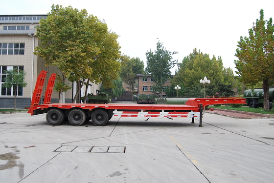 3 remorques résistantes de Lowbed d'axes semi avec 2 jambes, de lit plat remorque semi