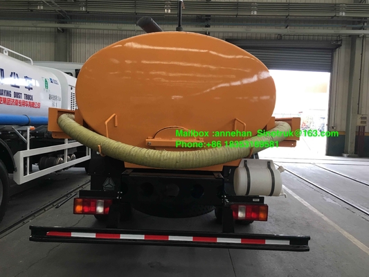 le camion d'aspiration des eaux d'égout 4-6m3 de Sinotruk 4x2 6 fatigue avec Euro3