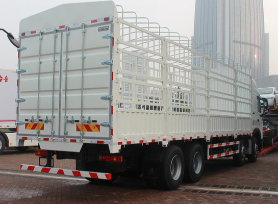 50 tonnes de boîte de SINOTRUK HOWO A7 8x4 jalonnent le camion 336/371 puissance en chevaux