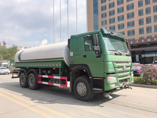 20000L-30000L 336hp LHD Sinotruk Howo7 6x4 10 roule le camion de bateau-citerne de l'eau