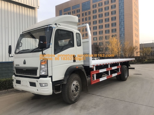 camion à plat de Sinotruk Howo des pneus 4x2 6 pour 10 - 20T charge Capaicty LHD