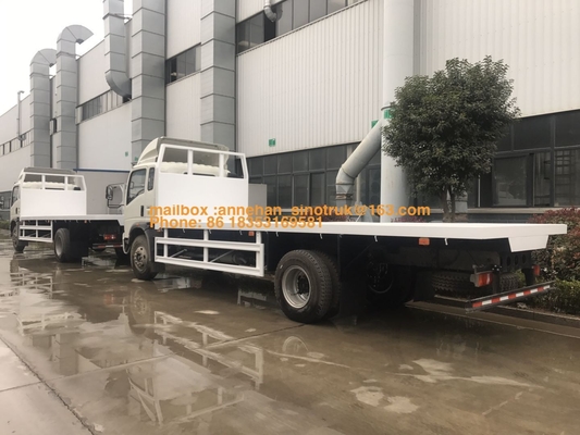 camion à plat de Sinotruk Howo des pneus 4x2 6 pour 10 - 20T charge Capaicty LHD