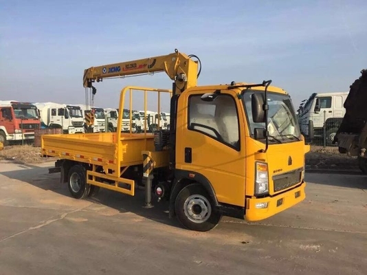 Le camion de cargaison de Howo 8x4 a monté la grue 12ton à la performance de 20 tonnes d'hauteur