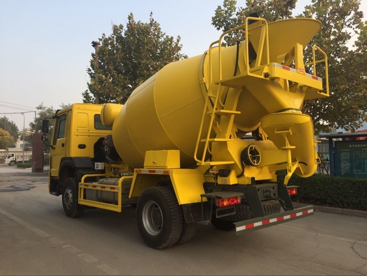 Le ccc a passé l'individu de Sinotruk Jowo 4x2 d'économie de combustible chargeant 6 CBM Mini Concrete Mixer Truck