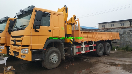 grue montée par camion de Sinotruk Howo7 de boîte de cargaison de 10T 6500mm