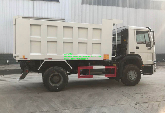 4x2 6 conduite à droite de levage résistante de camion à benne basculante des pneus 15M3 la mi