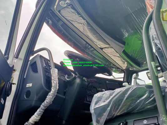 Sinotruk Howo A7 8x4 12 roule le camion à la benne basculante 30M3 résistant