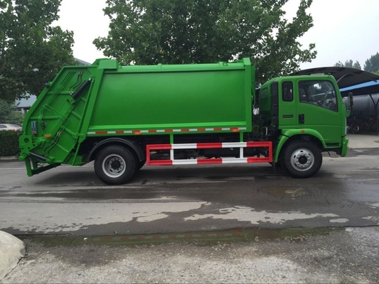 SINOTRUK HOWO 4*2 a rendu le camion compact de compacteur des déchets 12m3