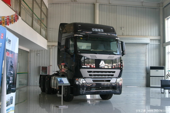 camion de tracteur de 12R22.5 371hp 10 Wheeler Sinotruk Howo 6x4