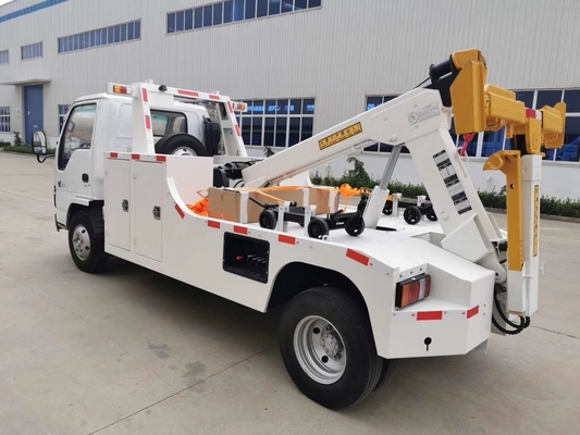 ISUZU 5 tonnes de naufrageur de délivrance légère de Tow Truck For City Road avec l'efficacité d'opération élevée de boîte de vitesse manuelle