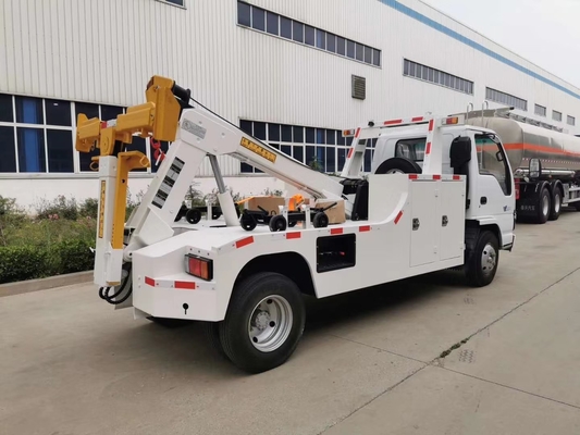 ISUZU 5 tonnes de naufrageur de délivrance légère de Tow Truck For City Road avec l'efficacité d'opération élevée de boîte de vitesse manuelle
