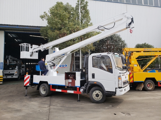 Howo 4x2 conduisant 5 tonnes de HLW5050GJKE de travail aérien de camion de camion aérien de Sinotruk