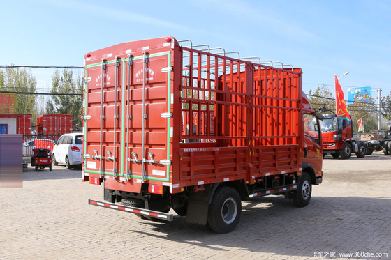 12 camion léger de Wheeler Cargo Truck Sinotruk HOWO de la tonne 6 avec la couleur rouge