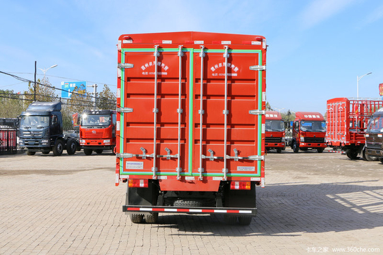 12 camion léger de Wheeler Cargo Truck Sinotruk HOWO de la tonne 6 avec la couleur rouge
