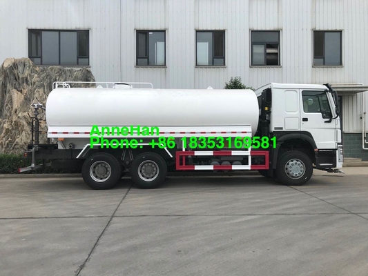 Camion de réservoir d'eau de Sinotruk Howo 7 20000L 6x4 avec le système de jet