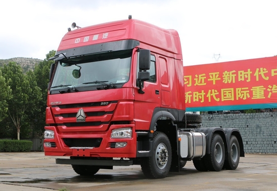 Camion rouge 10 Wheeler Tractor Truck de moteur de Sinotruk Howo 6x4 semi