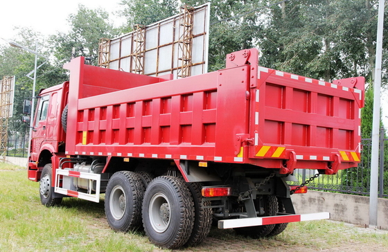 Camion à benne basculante résistant d'axes du yard trois de ZZ3317N3647B 12 pour la construction de routes