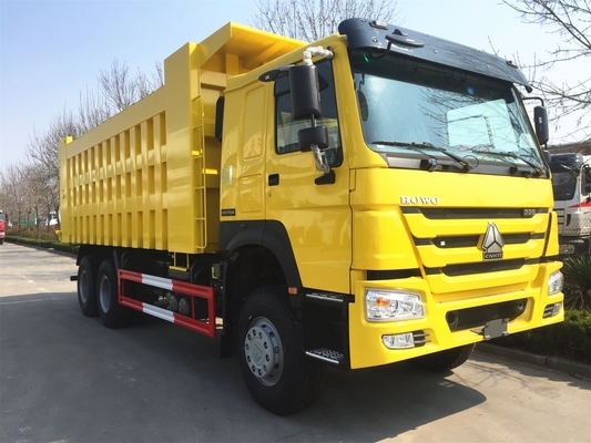 Camion à benne basculante résistant de HOWO ZZ3317N3847B 20CBM en tant que camion à benne basculante de sable