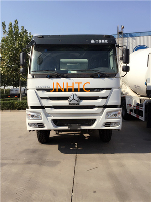 Howo Sinotruk 9 sièges cubiques du camion deux de mélangeur de ciment de 10m3 12CBM
