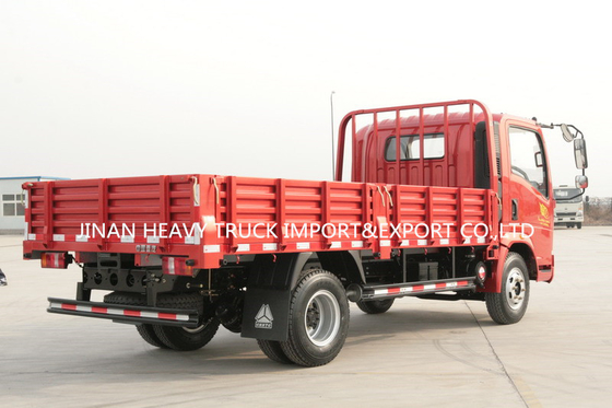 Lumière Mini Cargo Van Truck de Sinotruk HOWO 4x2 3 tonnes 5 tonnes 8 tonnes 10 tonnes