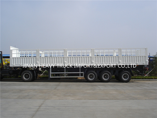 De trois axes d'Axle Fence Cargo Trailer Tri de bétail de paroi latérale camion de remorque semi