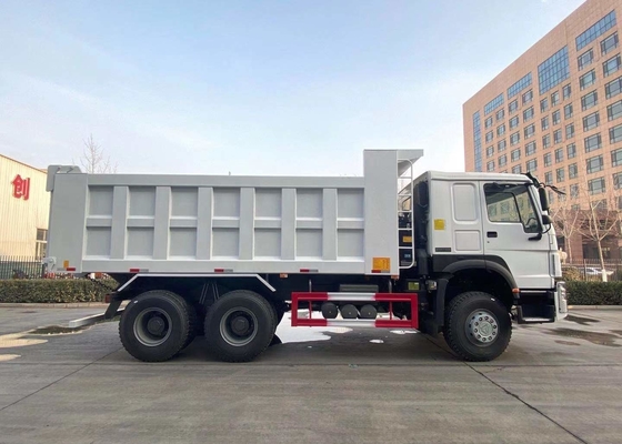 Camion à benne basculante résistant de camion à benne basculante de grue de Sinotruk HOWO 6X4 371HP 18cbm Hyva