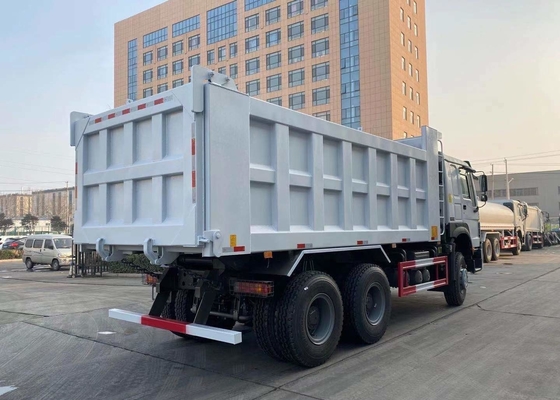 Camion à benne basculante résistant de camion à benne basculante de grue de Sinotruk HOWO 6X4 371HP 18cbm Hyva