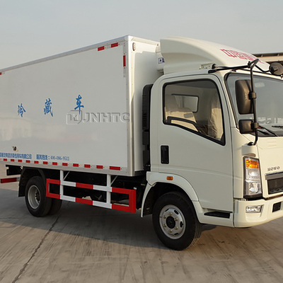Mini 4x2 6 roues 10 tonnes HOWO camion de la boîte réfrigérée légère avec réfrigérateur de transport