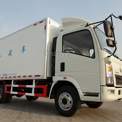 Mini 4x2 6 roues 10 tonnes HOWO camion de la boîte réfrigérée légère avec réfrigérateur de transport