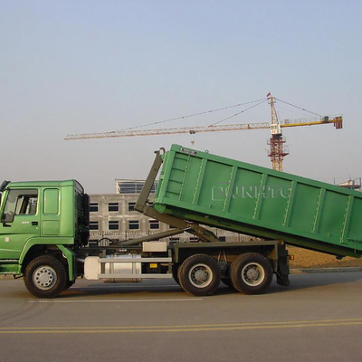 Camion à ordures de petit pain de bras de crochet de SINOTRUK HOWO 6x4 pour les déchets de rebut de déchets