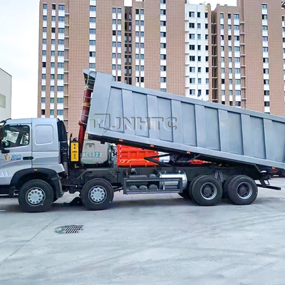 12 décharge de la roue HOWO A7 Tipper Truck 420hp à Philippines