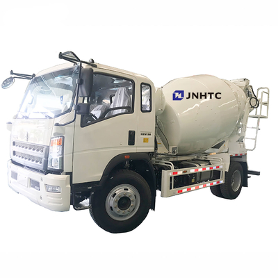 Camion 4x2 de mélangeur de ciment de Sinotruk HOWO 4 mètres cubes