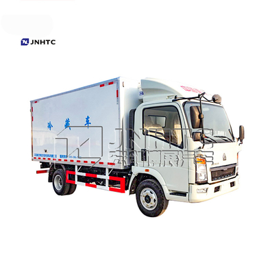 Howo 6 Wheeler Light Refrigerated Box Truck 3T 5 tonnes