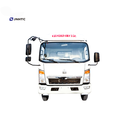 Howo 6 Wheeler Light Refrigerated Box Truck 3T 5 tonnes