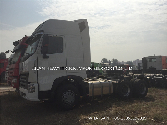double conducteur Prime Mover Truck Sinotruk HOWO A7 6X4 du réservoir 400L diesel