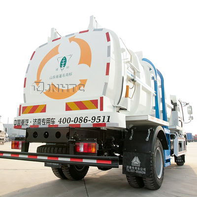 Camion commercial de faible puissance de HOWO 4x2 Euro4 Euro2 pour la nourriture Hutch Waste de cuisine