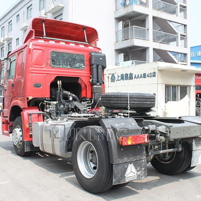 Camion diesel 4x2 102km/h de tracteur de bateau-citerne de Sinotruk Howo 400L