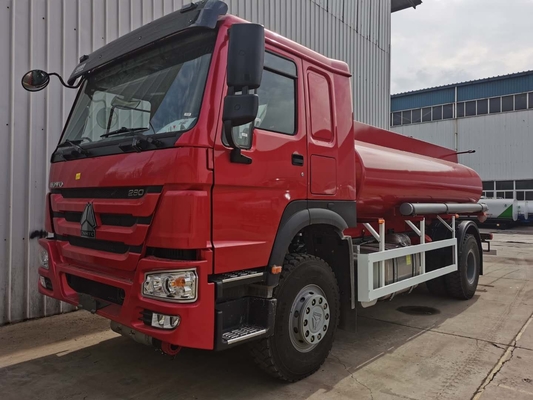 Camion-citerne aspirateur de mazout de Sinotruk LHD 400L 20cbm 371HP