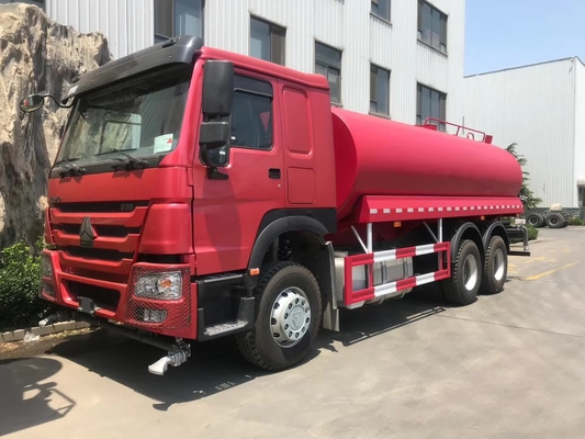 Camion de transport d'eau potable de bateau-citerne de HOWO 20 CBM pour le chantier de construction